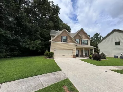 444 Cherry Creek Dr, Loganville, GA 30052