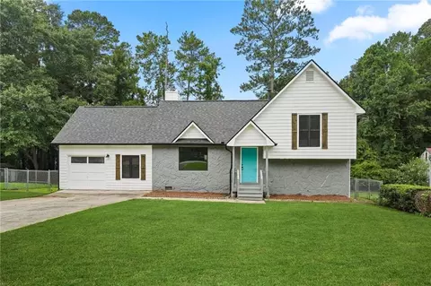 8511 Bowen Ct, Jonesboro, GA 30238