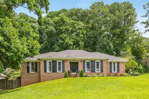 4104 Oak Crest Dr, Tucker, GA 30084