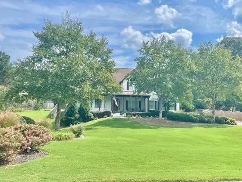 3185 Lake Seminole Pl, Buford, GA 30519