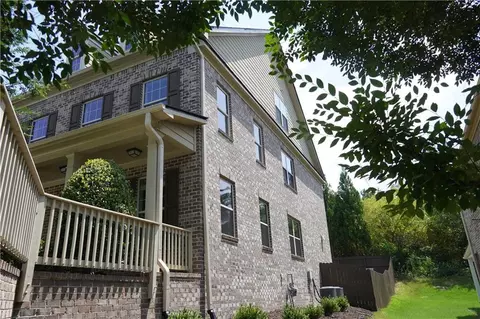 465 Eldridge Dr, Suwanee, GA 30024 photo 8