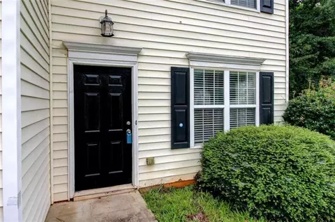 189 Goldleaf Dr, Hampton, GA 30228 photo 5