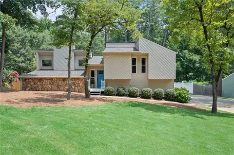 2242 Cedar Forks Dr, Marietta, GA 30062