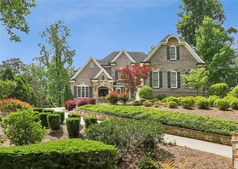 395 Pinecrest Rd NE, Atlanta, GA 30342