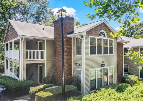 604 Barrington Hills Dr, Sandy Springs, GA 30350