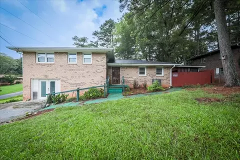 532 Jerry Ln SW, Marietta, GA 30060