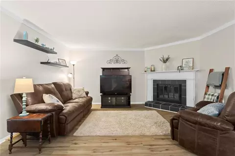 2112 Powers Ferry Trce SE, Marietta, GA 30067