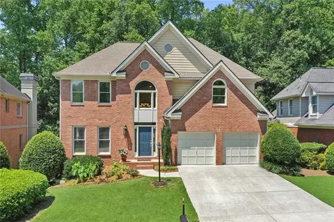 5493 Brooke Ridge Dr, Atlanta, GA 30338