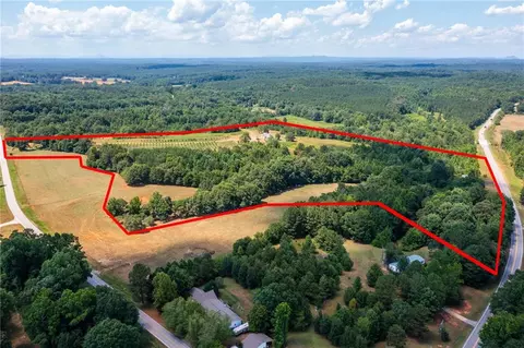 300 Carson Segars Rd, Maysville, GA 30558