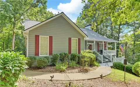 227 River Rock Dr, Dahlonega, GA 30533