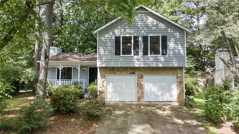 4439 Creek Ford Dr, Duluth, GA 30096