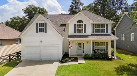 690 Moonlight Way, Suwanee, GA 30024