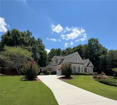 594 Richmond Pl, Loganville, GA 30052