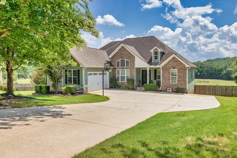 522 Durham Dr, Hoschton, GA 30548