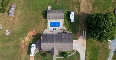 190 Old Rome Rd, Aragon, GA 30104