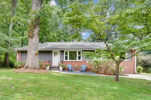 830 Alberson Ct, Decatur, GA 30033