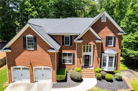 1827 Mountain Lake Dr NW, Kennesaw, GA 30152