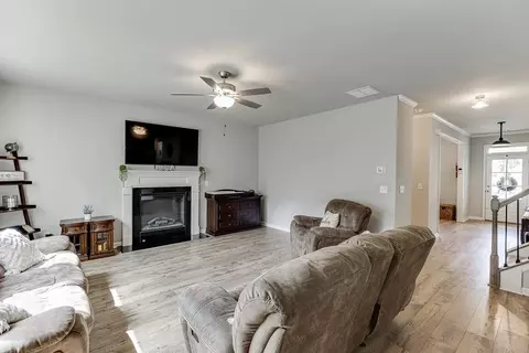 232 Pinehurst Dr, Winder, GA 30680 photo 11