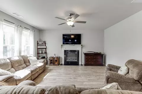 232 Pinehurst Dr, Winder, GA 30680 photo 10