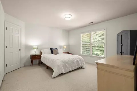 Bedroom - 75 Oakhurst Leaf Dr, Milton, GA 30004 photo 4 of 11
