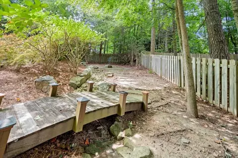 Exterior - 75 Oakhurst Leaf Dr, Milton, GA 30004 photo 35 of 45