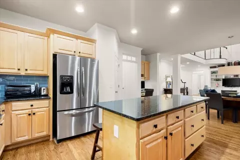 Kitchen - 75 Oakhurst Leaf Dr, Milton, GA 30004 photo 4 of 6