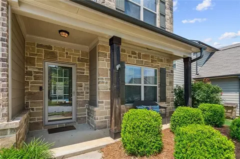 5948 Park Bend Ave, Braselton, GA 30517 photo 2