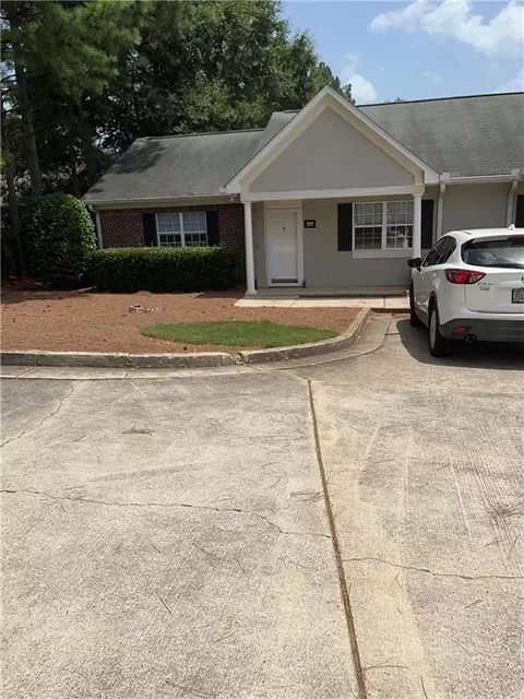 2911 Florence Dr, Gainesville, GA 30504