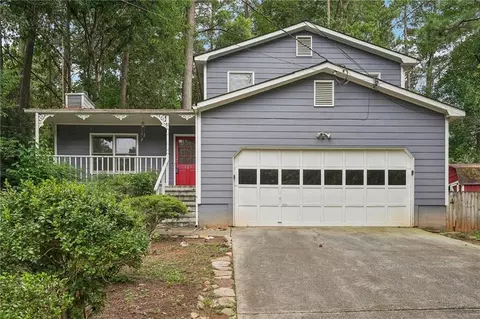 723 Cedar Farms Dr, Lawrenceville, GA 30043