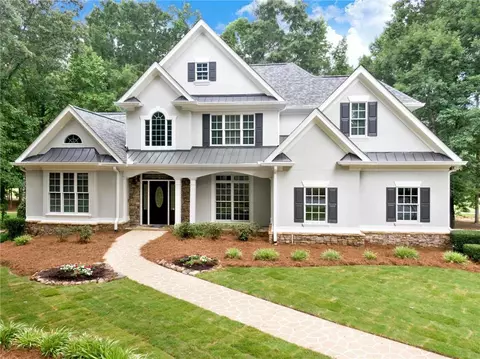 2240 Tee Dr, Braselton, GA 30517