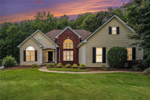 4106 Ponderosa Ln, Gainesville, GA 30506