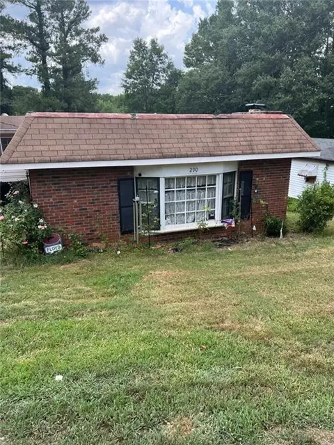 290 Pine Ave, Commerce, GA 30529 photo 1