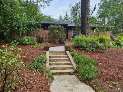 2543 Graywall St, Atlanta, GA 30344