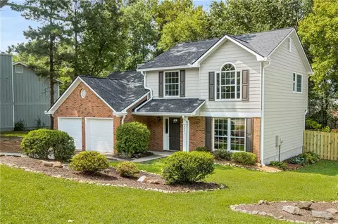 2441 Inverloch Cir, Duluth, GA 30096