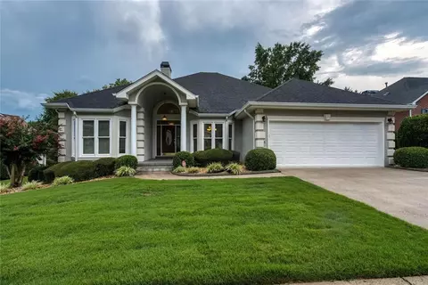 205 Brittany Chase, Fayetteville, GA 30214