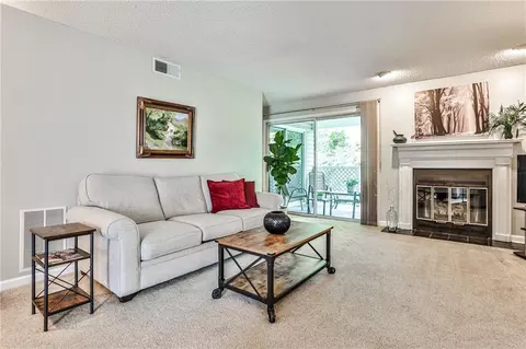 26 Devon Ln, Avondale Estates, GA 30002 photo 6