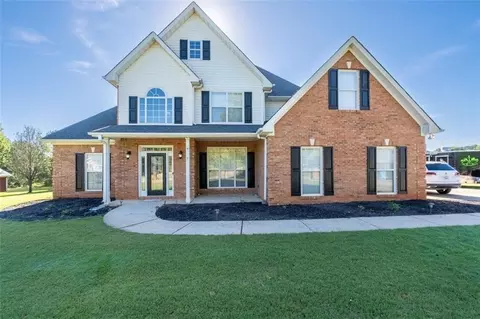 556 Heathmoor Dr, Mcdonough, GA 30252