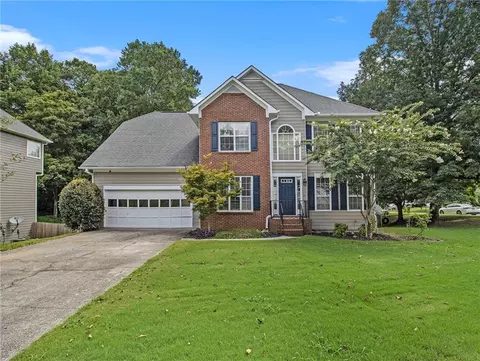 2405 Compton Pl, Suwanee, GA 30024 photo 2