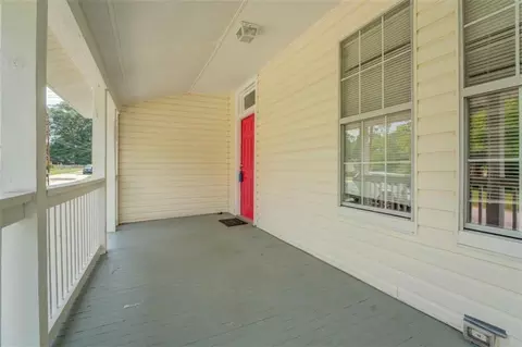 58 Poplar St, Porterdale, GA 30014 photo 6