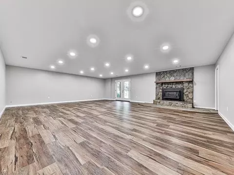 Living - 830 Scott Rd, Canton, GA 30115 photo 8 of 9