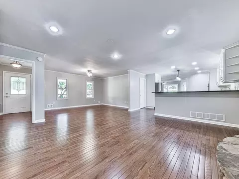 Living - 830 Scott Rd, Canton, GA 30115 photo 7 of 9