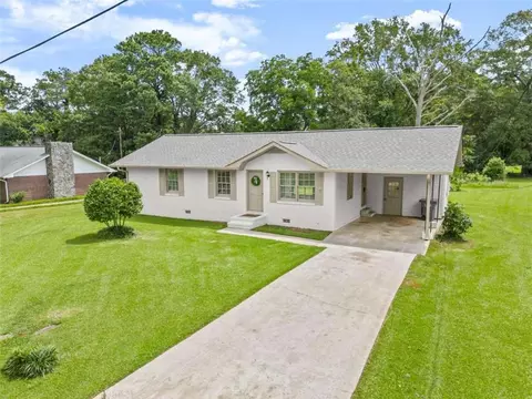 105 Lakeview Dr, Barnesville, GA 30204 photo 2
