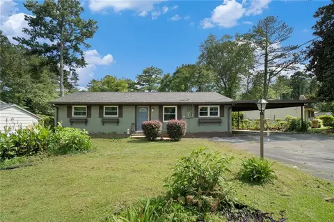 1232 Greenwood Ln, Riverdale, GA 30296