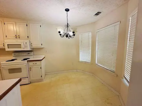 255 Overlook Dr, Covington, GA 30016 photo 8