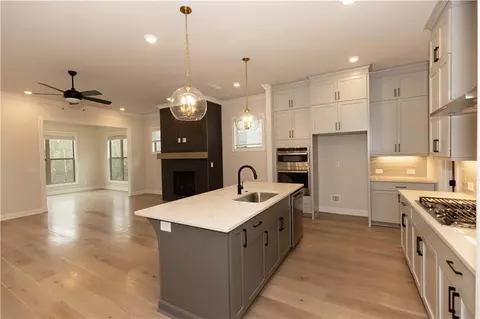 2401 Siskin Square Rd, Duluth, GA 30096 photo 6