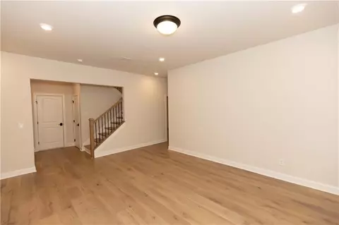 2401 Siskin Square Rd, Duluth, GA 30096 photo 37