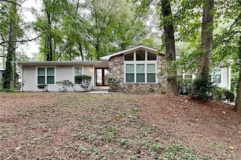 4362 Dunmovin Dr NW, Kennesaw, GA 30144