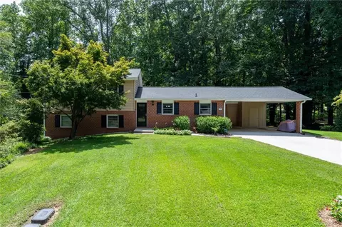 1456 Cherokee Trl, Lawrenceville, GA 30043