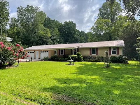 180 N Seed Tick Rd, Dawsonville, GA 30534