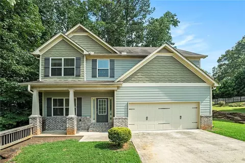 758 Castle Top Ct, Lawrenceville, GA 30045